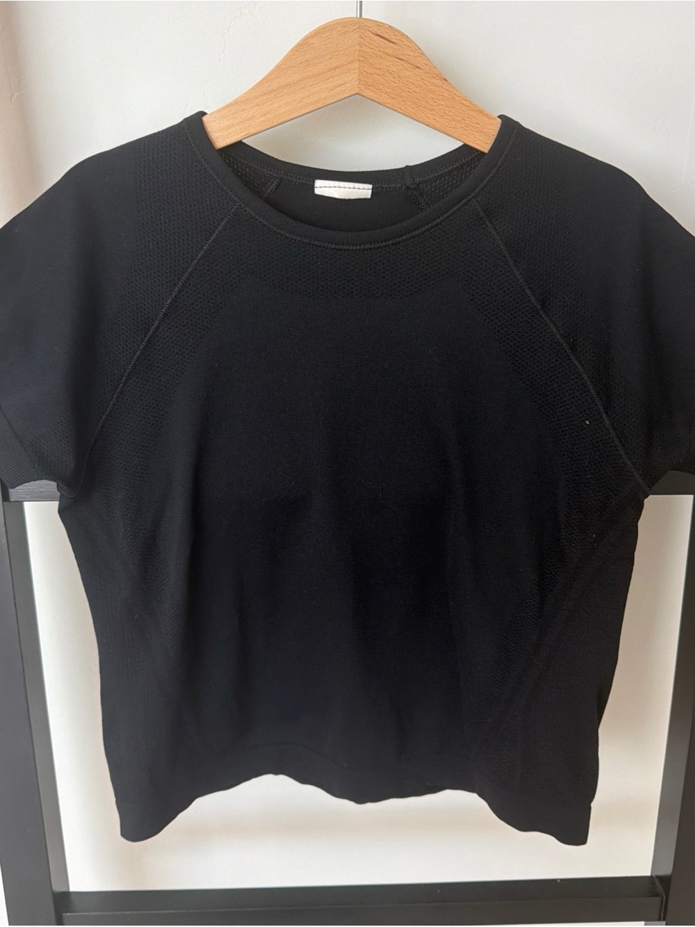 Athleta Black Short Sleeve Performance Tee